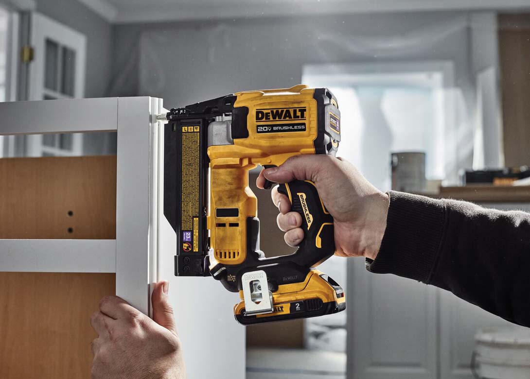 Battery operated 23 gauge best sale pin nailer